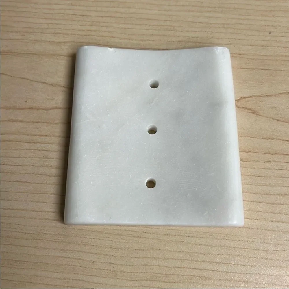 Anthropologie Concave Marble Soapdish